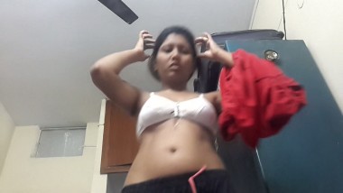 Camrip of Hyderabad college girl topless