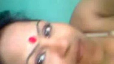 Bengali aunty getting hard fucked by hubby’s friend