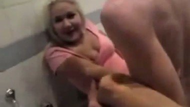 Partyslut Lets Her Friends Watch