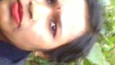Aunty fucking her secret lover outdoor free porn