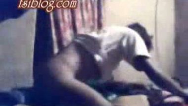 Village gharwali bhabi hard fucked by neighbor
