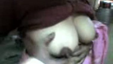 Auntie’s private parts fondling free porn video