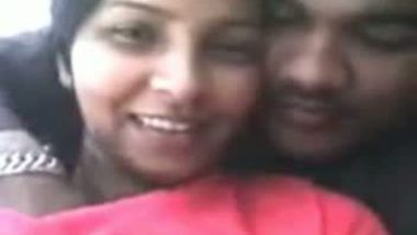 Desi village girl with her lover in local park leaked mms