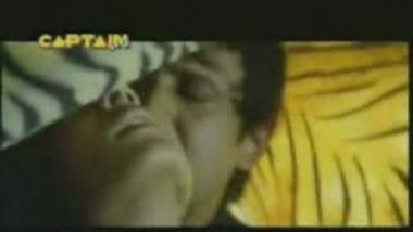 Indian Hot Actress Real Kissing