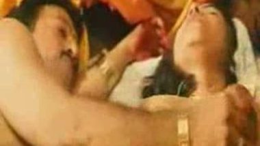 Reshma Hot Bedroom Scene