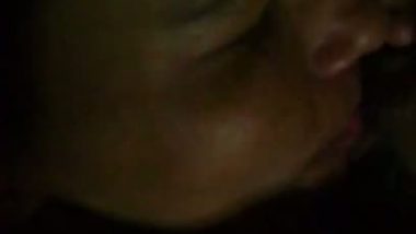 Kissing mature bhabhi’s succulent lips