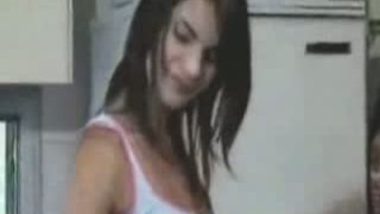 Pakistani Girl Fucked In The Kitchen