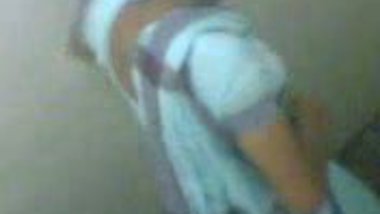 pissing