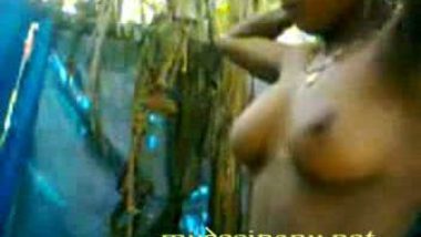 Kerala mast village girl outdoor bathing scene