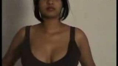 Indain Teen First Nude Shot