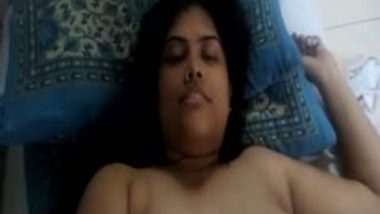 Mallu auntie’s naughtiness begins with neighbor