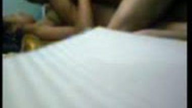 Hidden cam home sex of Pune bhabhi mms clip