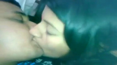Amateur Jodhpur wife enjoys passionate sex with hubby