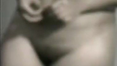 Trashy sex bhabi gets slammed in an empty room
