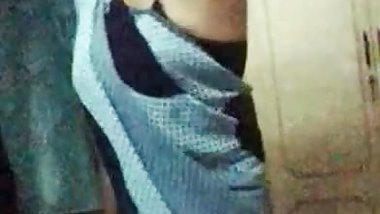 womany In Sleeveless Saree