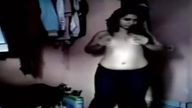 Very hot bhabi with monstrous behind strips and shows off