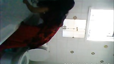 DESI BANGOLI BHABI BATHING BUILT FOR BBC