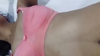 Remove bikni n bra before sex