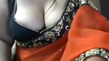Indian Bhabhi in sari Armpit Tease
