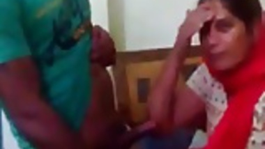 MAST AUNTY