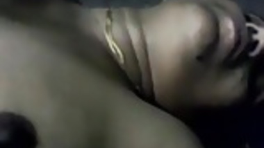 Sexy Aunty Inspected by neighbour