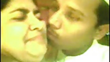 Desi aunty fucked by her friend