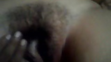 BJ and Fingering my Kaamwali