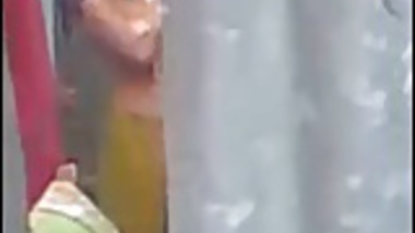 neighbor girl bathing4
