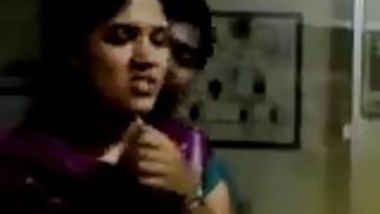 indian student kiss with boyfriend