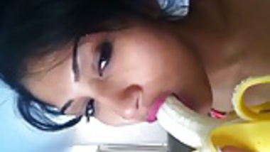 Desi Girl showing how to suck cock with a banana