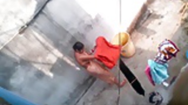 BENGALI MOM BATH