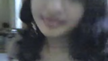 desi girl shox her tits