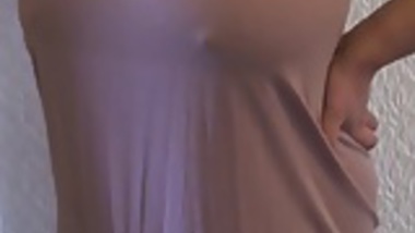 Sexy Indian Aunty Anamika expose her HUGE Boobs