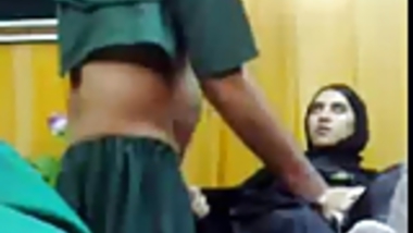 Young Pakistani Girl Impregnated By An Pervert Doctor