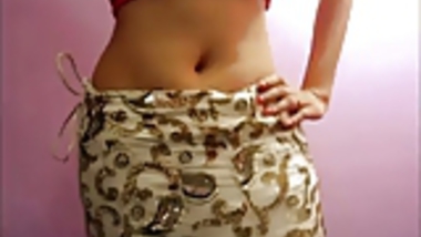 Your Swati shaking her Belly.. comment for more