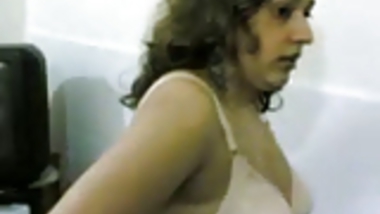 DESI AUNTY HOT