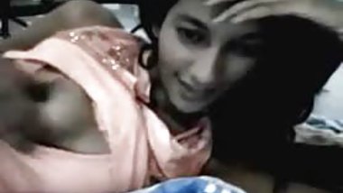 Desi hot college girl Avantika on cam