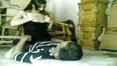 Desi home made porn video of a curvy babe riding penis