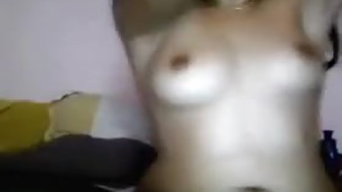 pretty babe Nishi hot show on cam