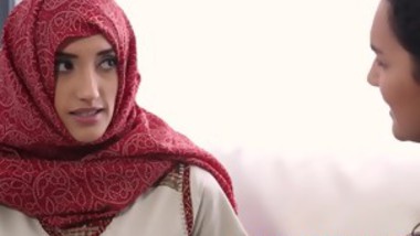 Forbidden arab babe facialized during massage