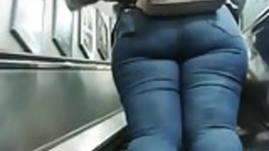 Candid - BBW Thick Indian Desi Butt In Tight Jeans