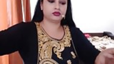 NRI INDIAN WIFE NUDE GETTING DRESSED