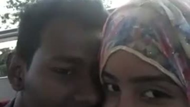 Outdoor hdsex manipuri couple romance in public