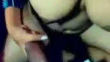 Punjabi teen Deepa’s Indian blowjob MMS