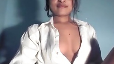 Beautiful indian girl was