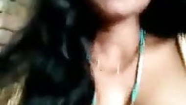 desi longhair bhabi showing privete parts