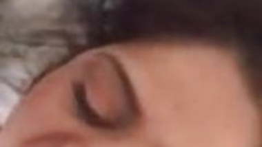 Cheating indian wife doesnt know how to suck dick