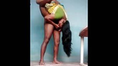 Voluptuous Mallu Housewife enjoys Standing69 with Neighbour