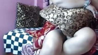 indian big boobies aunty webcam teasing