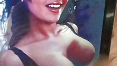 Kajal Agarwal moaning cum tribute